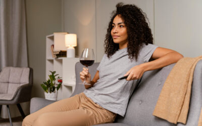 Errores frecuentes que no debes cometer al beber vino